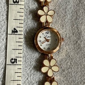 Lupai flower watch